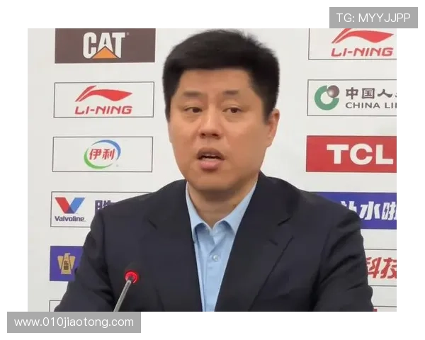 潘江批下半场松懈谈于米提进步